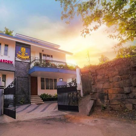 Ramas Garden Bed & Breakfast Thiruvananthapuram Exterior photo