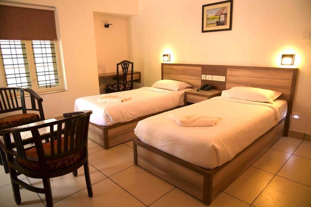 Ramas Garden Bed & Breakfast Thiruvananthapuram Exterior photo